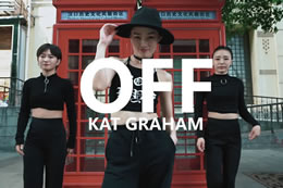 美女老師舞蹈演繹老漢口《OFF》的故事。